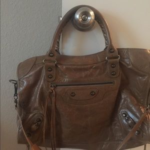 Balenciaga classic city..